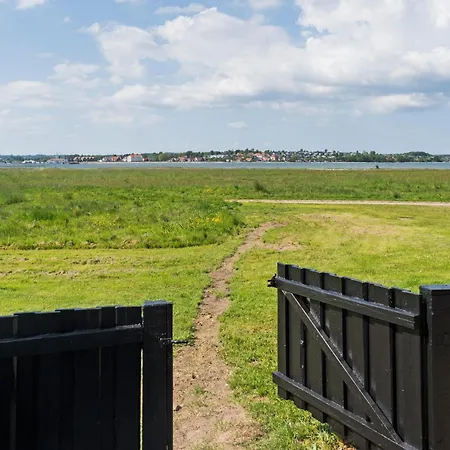 度假居 In With Wifi *